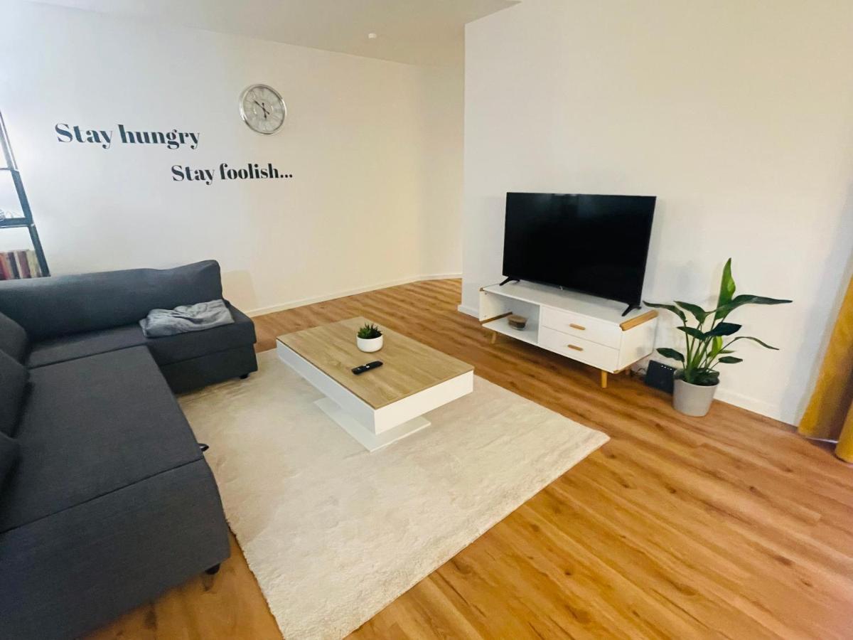 Modern * Gemuetlich * Nespresso * Terrasse * Netflix Apartment Duisburg Exterior foto