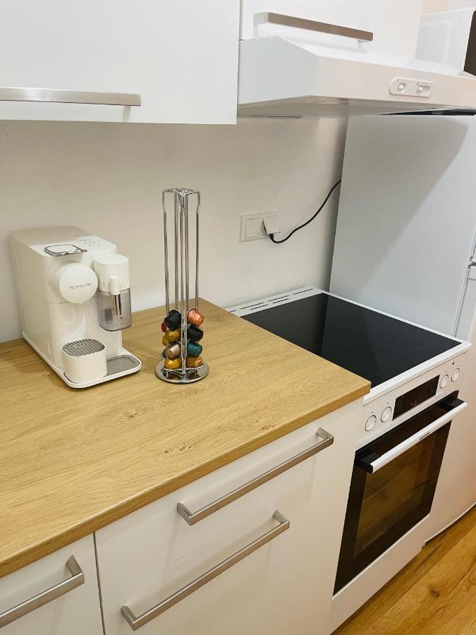 Modern * Gemuetlich * Nespresso * Terrasse * Netflix Apartment Duisburg Exterior foto